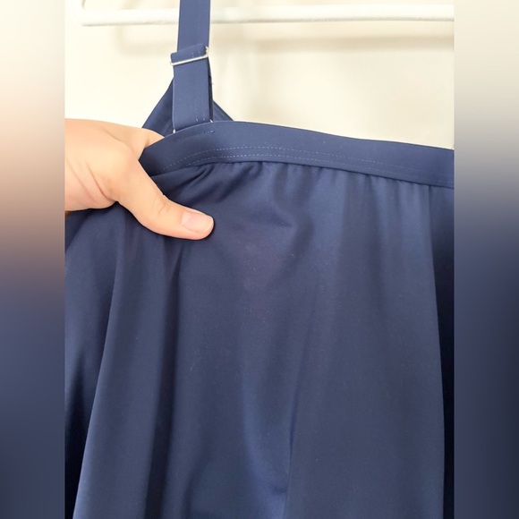 Land’s End 16 DDD Dark Blue Flattering Tankini Bathing Suit Top - Picture 4 of 8